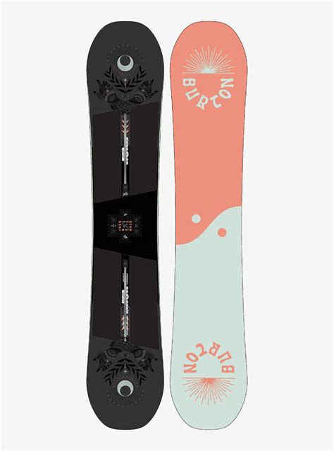 Women's Rewind Camber Snowboard .